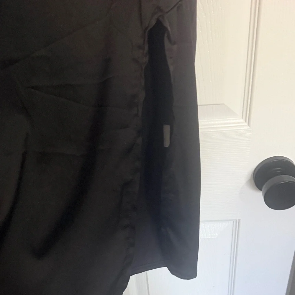 Elegant Black Slip Dress - Picture 3 of 5